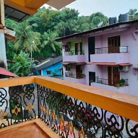 Villa Cleto Guest House ปณชี ภายนอก รูปภาพ