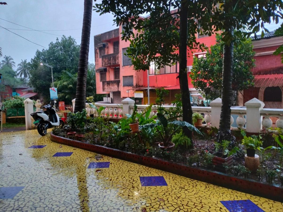 Villa Cleto Guest House ปณชี ภายนอก รูปภาพ